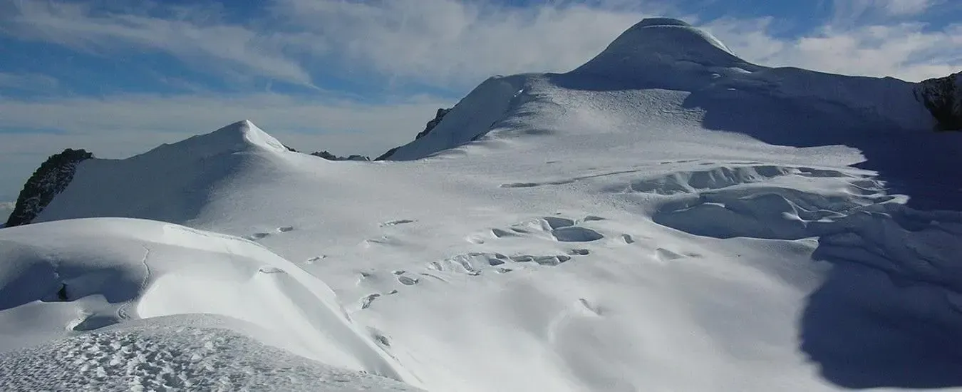 Dolma Khang Peak with Ramdung