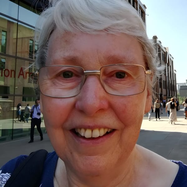 Wendy J Allen — portrait