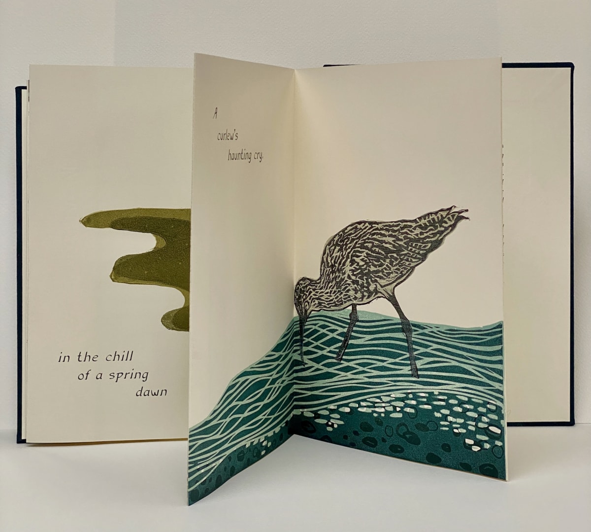 Small, intimate artists’ books, handmade and tactile, inspired by the rhythms of the coast. Pared-back words and imagery explore landscape, memory and the fleeting nature of things.