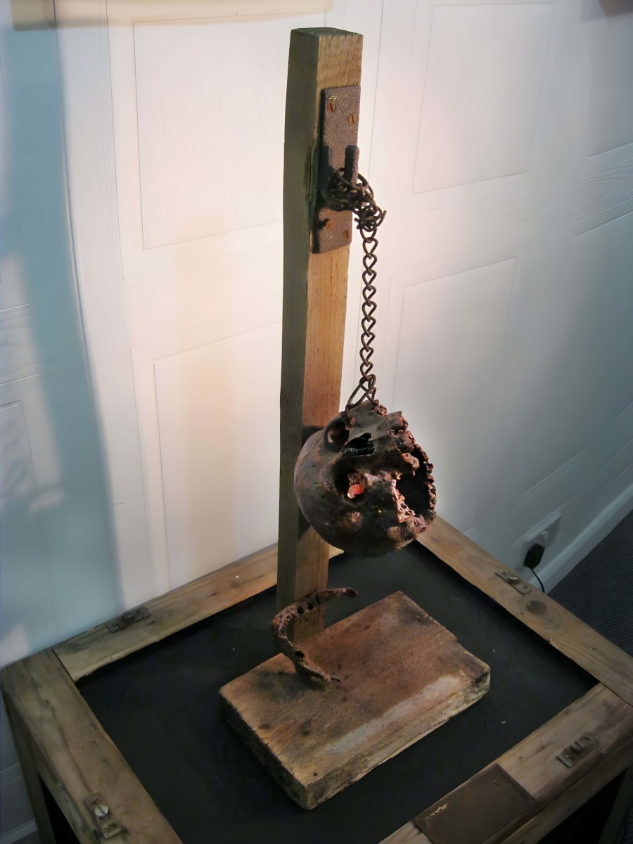 Ecce homo by Borin Van Loon, mixed media.