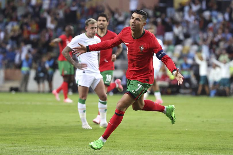 Info Main Bola Ronaldo Bikin Brace, Roberto Martinez pun Senangnya Bukan Main