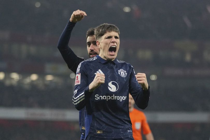 Ekspresi Alejandro Garnacho pada laga Arsenal vs Manchester United di Piala FA 2024/2025 Info Main Bola Napoli Kibarkan Putih untuk Transfer Alejandro Garnacho?