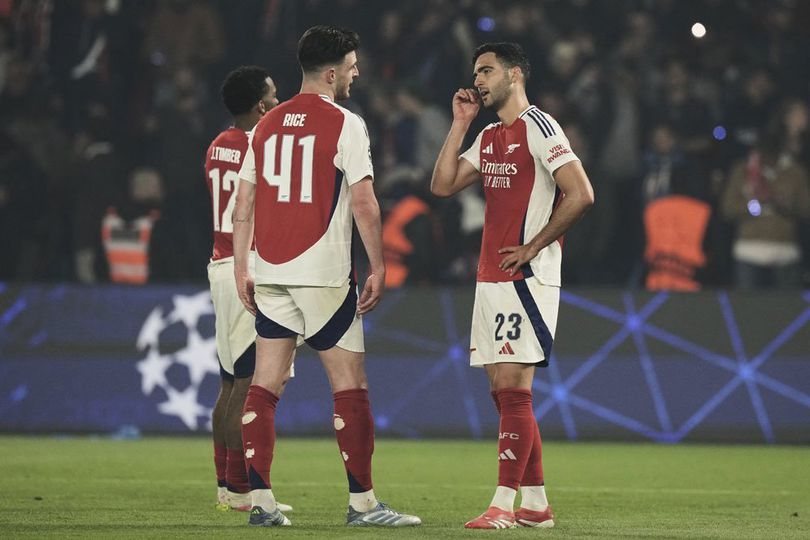 Ekspresi pemain Arsenal usai kalah dari PSG di semifinal Liga Champions 2024/2025 Info Main Bola Arsenal Tersingkir dari Liga Champions, Lalu Apa Selanjutnya?