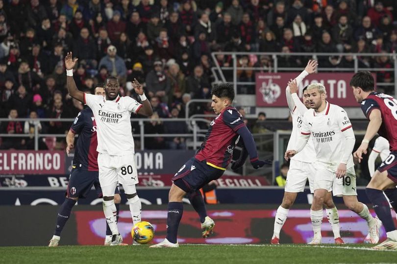 Santiago Castro mencetak gol dalam laga Bologna vs AC Milan di Serie A 2024/2025, Jumat (28/2/2025) dini hari WIB Info Main Bola Link Live Streaming AC Milan vs Bologna – Serie A/Liga Italia