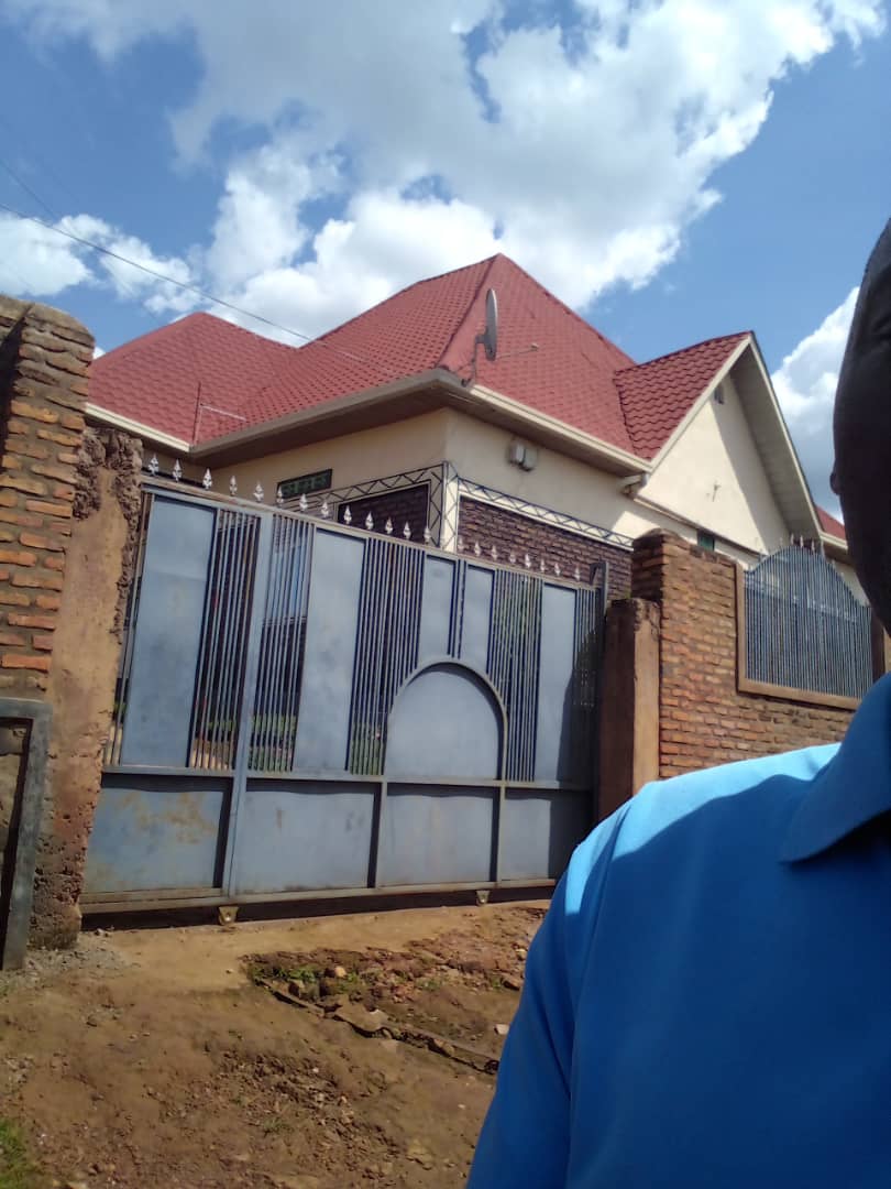 Affordable House for Sale Near Main Street | 24 Million RWF (€18,400 approx.)