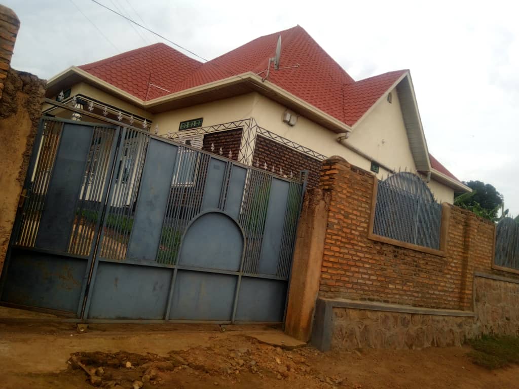 Affordable House for Sale Near Main Street | 24 Million RWF (€18,400 approx.)