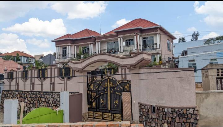 Nice House for Rent in Kigali – 4 Rooms, Good Price. €1,750 per month (can talk about price)