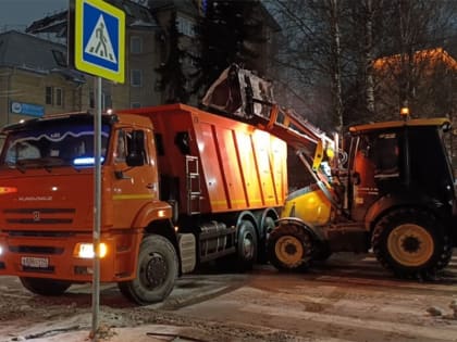 В Кирове назвали 25 адресов, где сегодня не стоит парковать свои авто