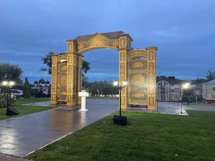 В Кирове открыли новый арт-объект «Ворота Русского Севера»