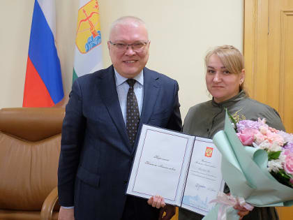 Член кировского регионального отделения Союза женщин России награждена Благодарственным письмом Президента
