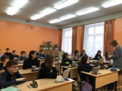 В школе №5 города Котельнича провели открытый урок, посвященный 34 годовщине вывода войск из Афганистана