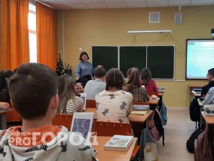 В Чепецке закроются две школы?: власти прокомментировали слухи и рассказали, куда переведут учеников