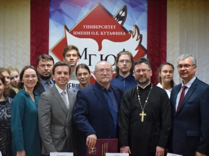 Участие в межведомственном круглом столе