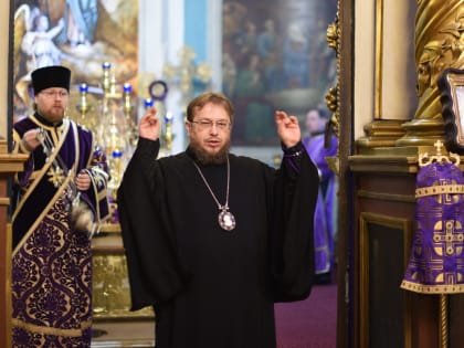 В Яранске прошли богослужения первого воскресенья Великого поста — Торжества Православия