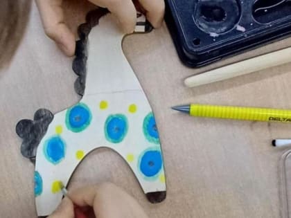 Школы Кировской области получат наборы для изучения промыслов