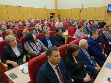 Проект областного бюджета на 2024 год рассмотрели на публичных слушаниях