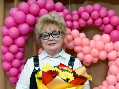 Мамаева Людмила Викторовна - преподаватель русского языка и литературы