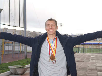 Кировский легкоатлет завоевал бронзу юниорского первенства России.