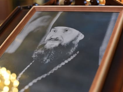 Епископ Паисий совершил панихиду по архимандриту Макарию (Коробейникову)