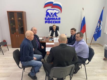 Мария Бутина приняла участие в неделе приемов граждан в кировской приемной "Единой России"