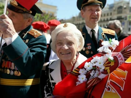 Ветераны Великой Отечественной войны получат праздничные выплаты перед 9 мая