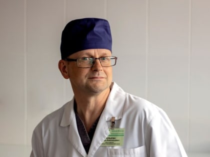 Кировские хирурги достали из печени пациента 9-сантиметровый кусок стекла