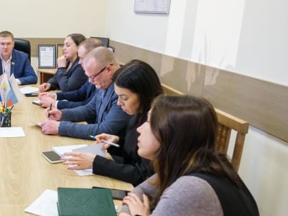 В Законодательном Собрании обсудили ответственное обращение с животными