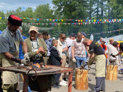 Фестиваль железа в Белой Холунице стал одним из лучших туристических событий России