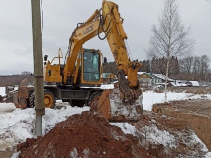 В Ломовской начали ремонт дамбы с мостом