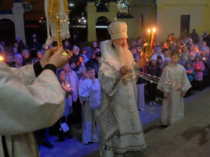 Александр Соколов принял участие вместе с кировчанами в пасхальном богослужении