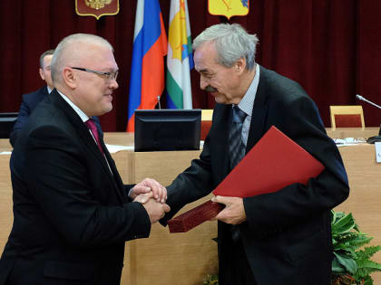 Александр Соколов выразил кировским ветеранам благодарность за помощь в воспитании молодых людей