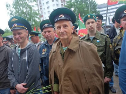 Александр Соколов поздравил с праздником пограничников и ветеранов пограничной службы