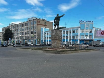 Награды для лучших: Губернатор Кировской области отмечает заслуги сотрудников