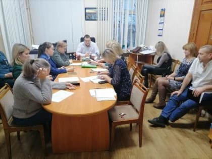 Очередное заседание комиссии по делам несовершеннолетних и защите их прав Яранского района состоялось 27 декабря 2023 года.