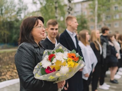 Учреждены премии учителям за высокие результаты ЕГЭ по математике и физике