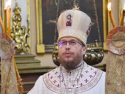 Второй  день крестного хода памяти прп. Матфея Яранского: Божественная литургия в селе Беляево