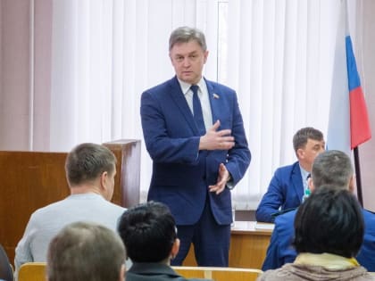 Роман Береснев представил депутатский отчет жителям Арбажского округа