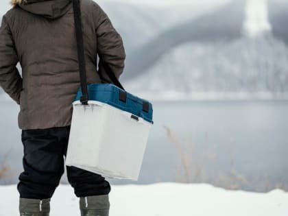 Рыбаков просят воздержаться от зимней рыбалки в период оттепели