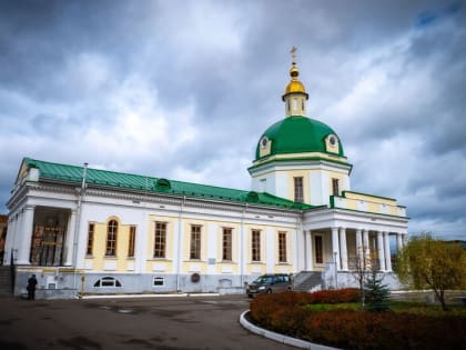 Епископ Паисий принял участие в престольных торжествах Покровского кафедрального собора г. Сарапула