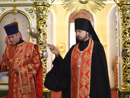 За богослужениями Недели о мытаре и фарисее в Яранске почтили память новомучеников и исповедников