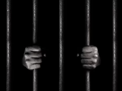 Несовершеннолетний кировчанин готовился сбывать наркотики