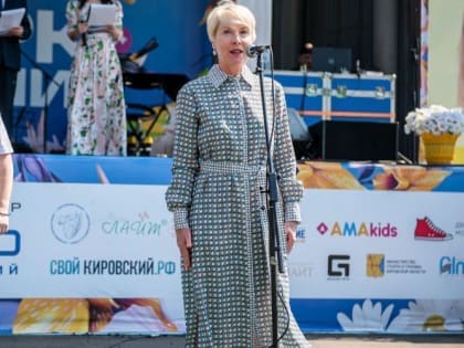 Вячеслав Симаков и Елена Ковалева попали в топ-20 медиаактивных глав столиц регионов