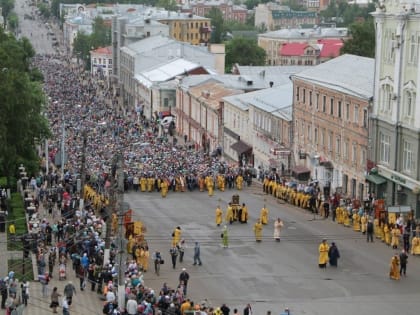 Какие улицы Кирова перекроют на время крестного хода?