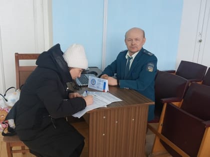 Мобильный офис Управления работал в Пижанке