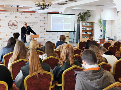 В Вятском ГАТУ состоялся семинар «Профилактика и лечение животных препаратами на основе пробиотиков и бактерий»