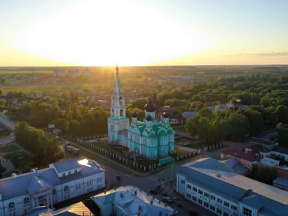 В день памяти преподобного Матфея в Яранске Божественную литургию совершил сонм архиереев