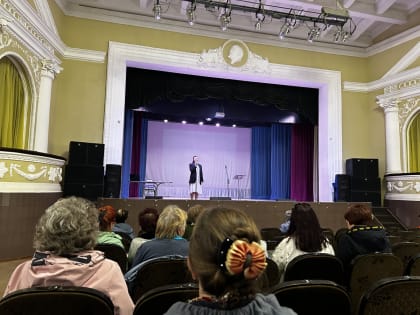 В Школе садоводов Олега Валенчука прозвенел последний звонок