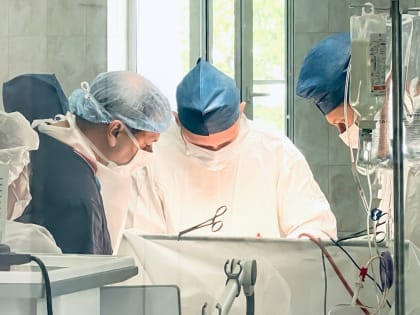 Успешная операция по удалению гигантской опухоли у пожилого пациента