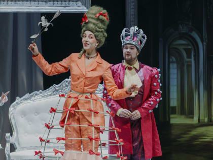 Серебряная лилия - цветок Нового года