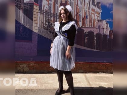 "Приходилось не умничать": сдавшая два ЕГЭ на 200 баллов кировчанка о системе образования